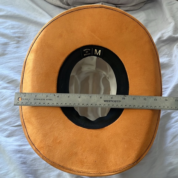 Pumpkin colored suede cowboy hat - Picture 5 of 8